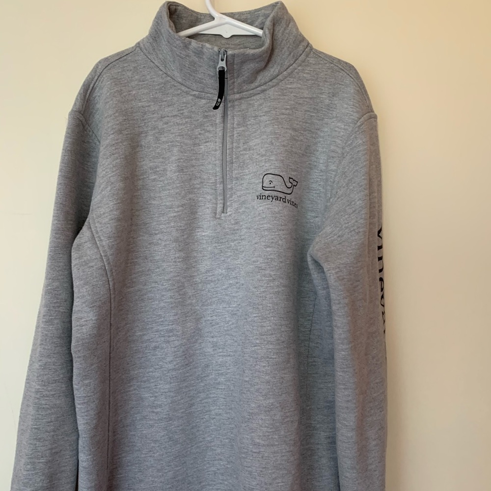 Quarter Zip vineyard vines sweatshirt